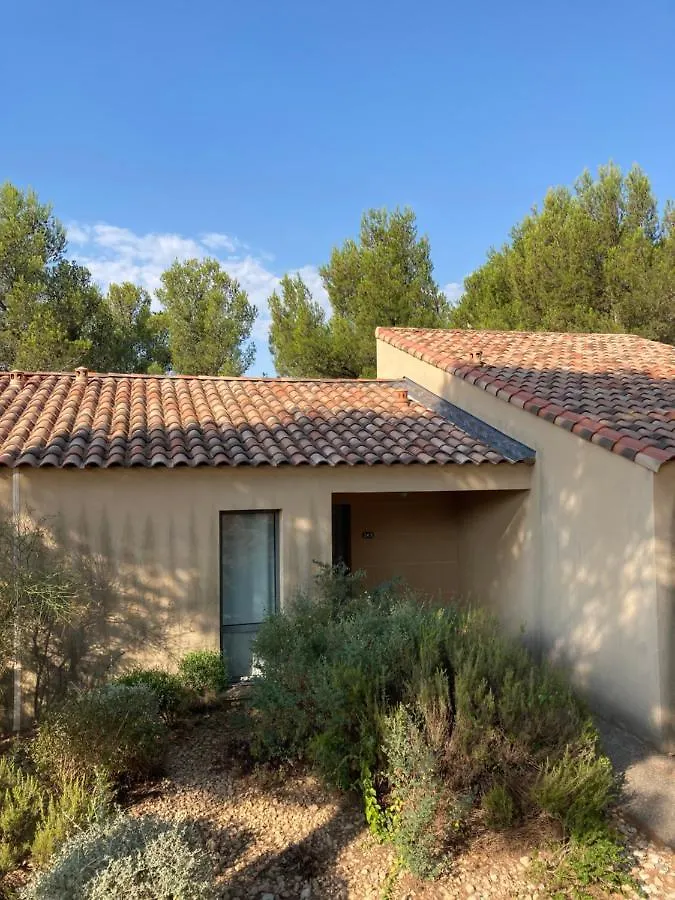 Apartment La Perle Du Golf -Magnifique Vue Clim Linge Golf Saumane 6P Piscine Tennis