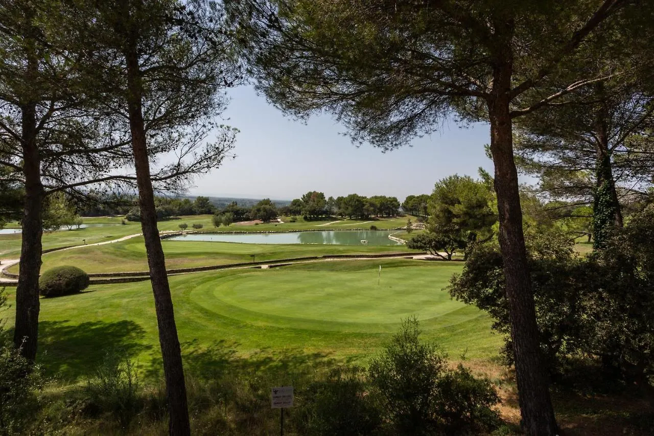 La Perle Du Golf -Magnifique Vue Clim Linge Golf Saumane 6P Piscine Tennis 0*, Saumane-de-Vaucluse